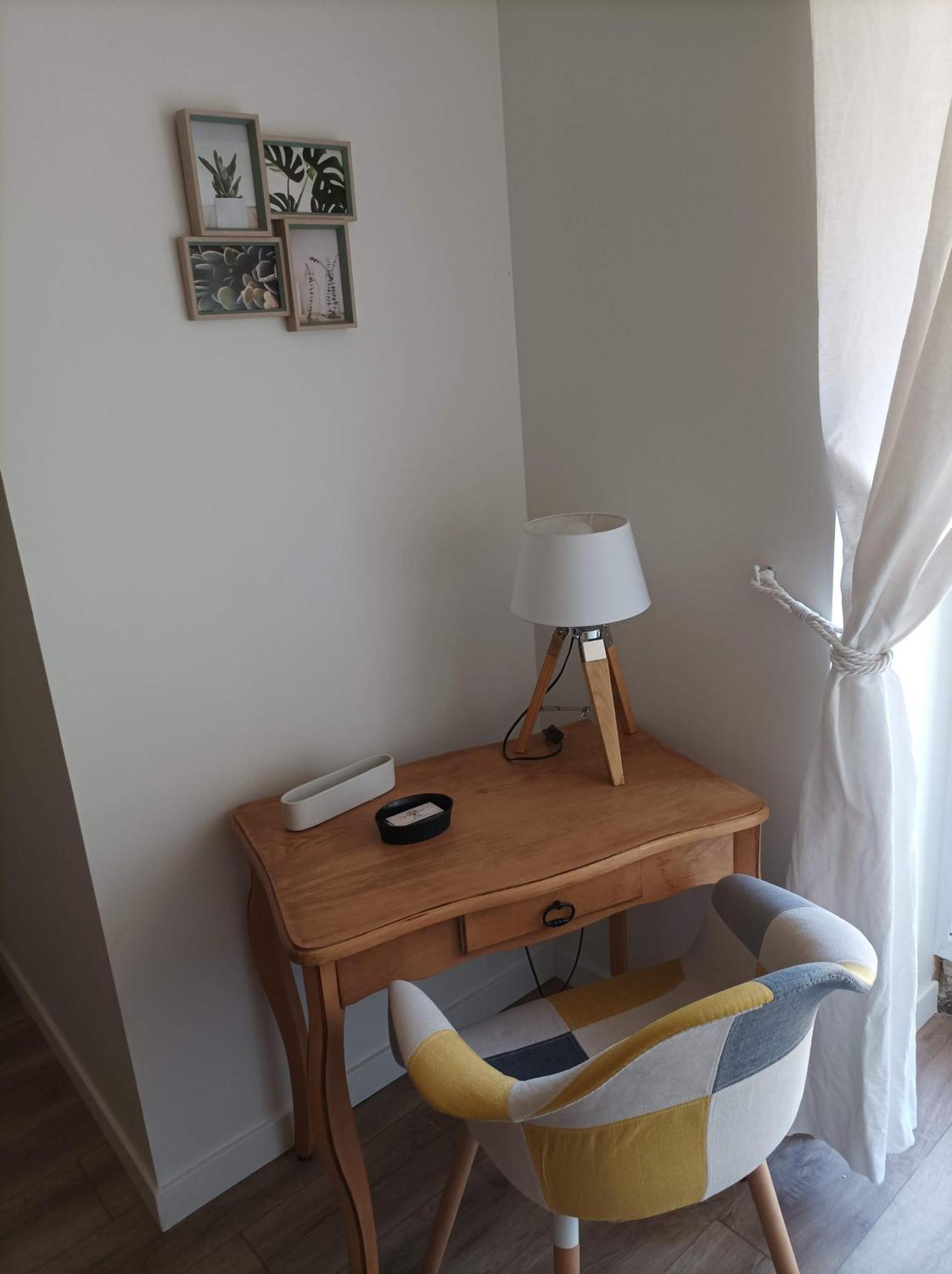 Gite De Charme - 3 Chambres, 5 Lits - De 4 A 7 Personnes Avanton Buitenkant foto